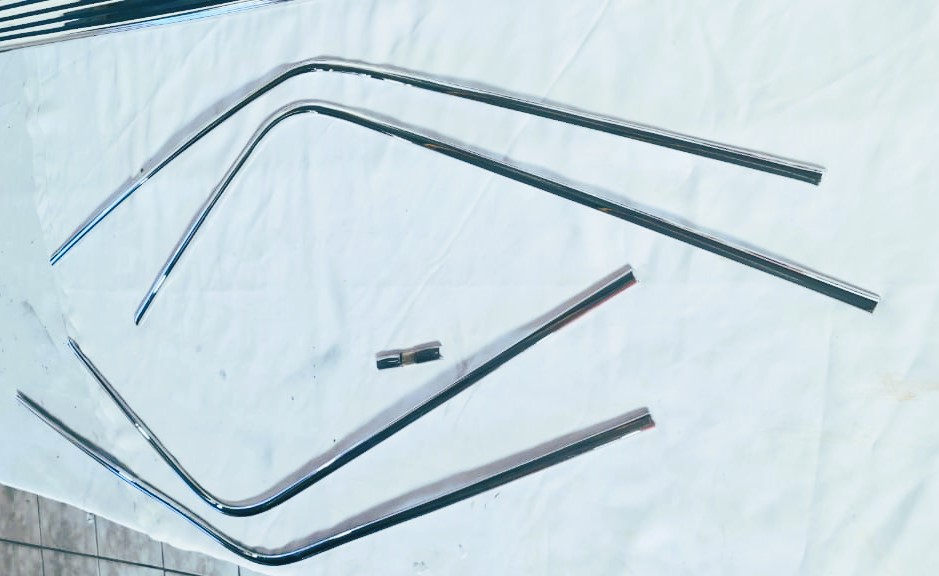 Frisos Da Calha De Chuva Pingadeira Do Corcel 4 Portas Ford